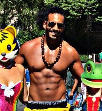 stripper Neto, strip neto, stripper Berlin