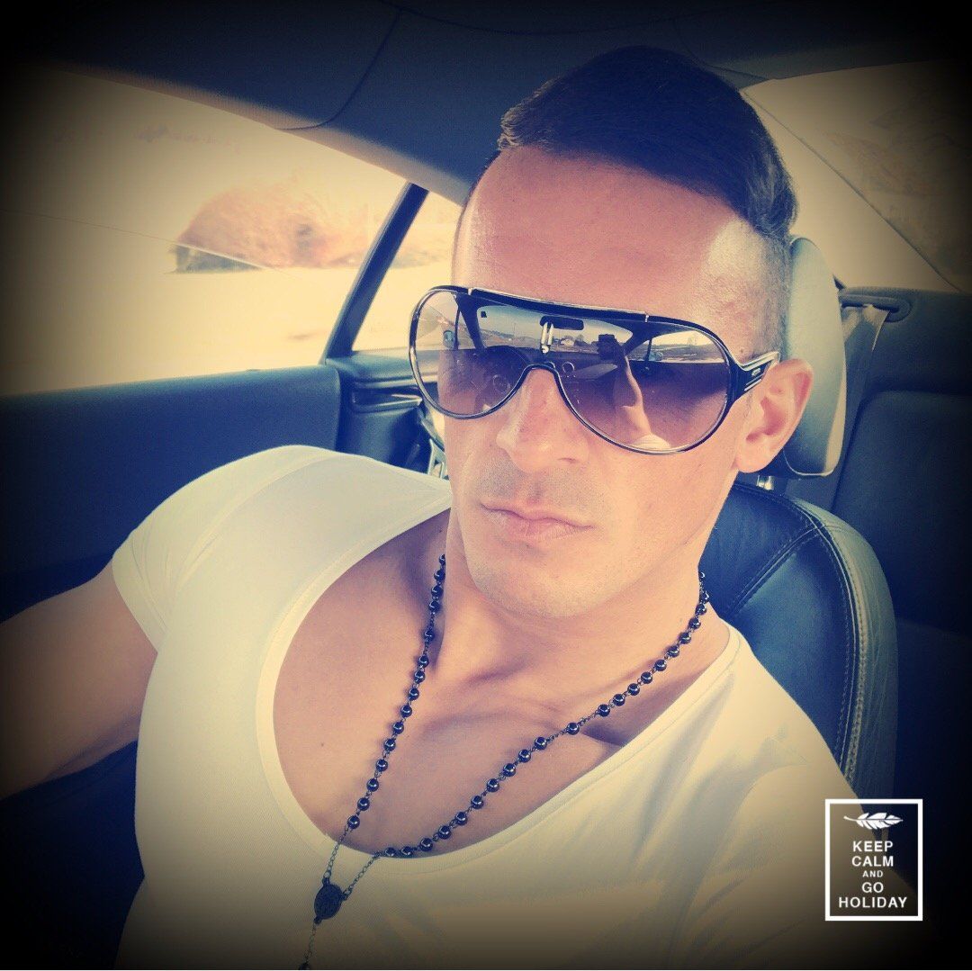 Stripper Yunis mieten