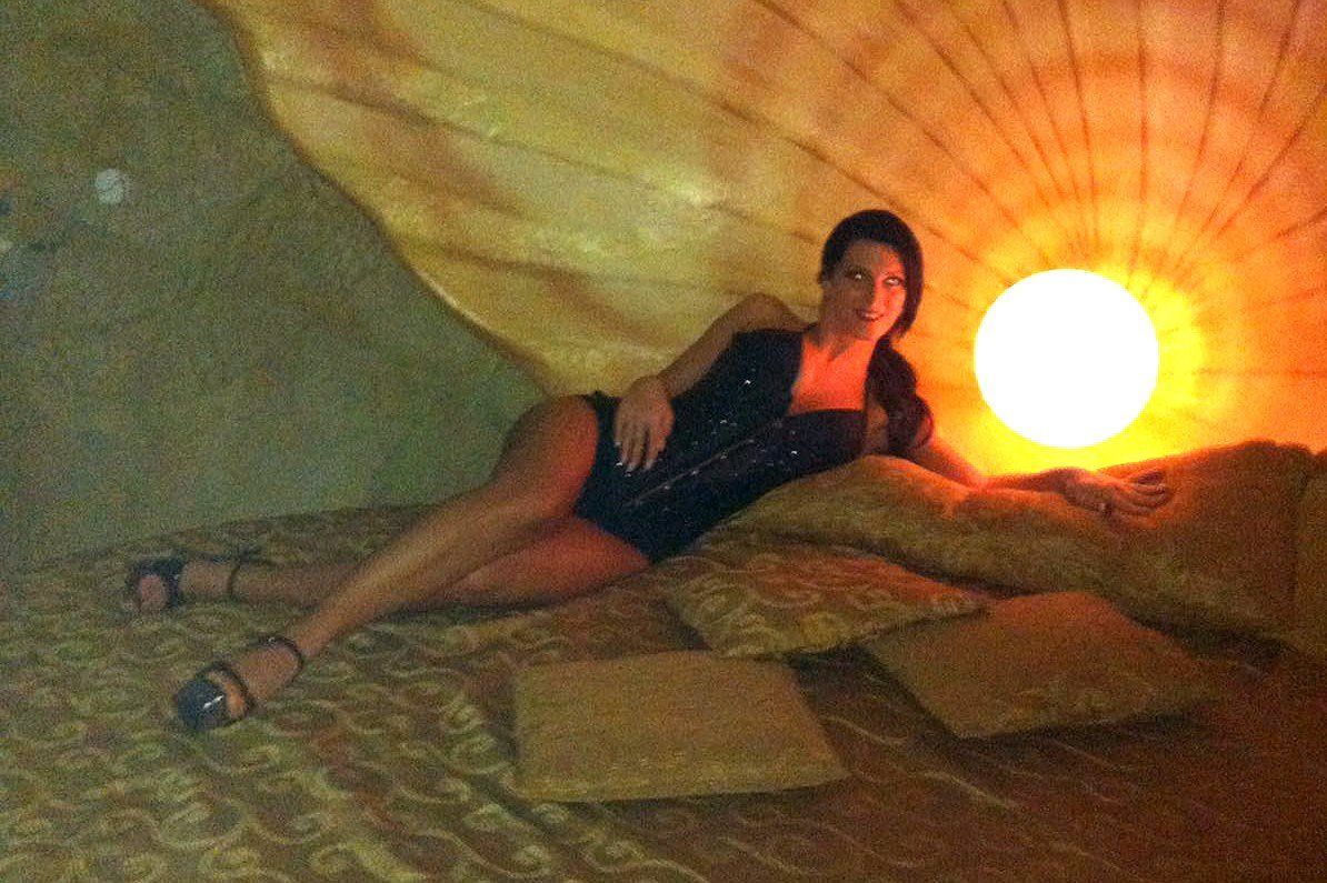 Stripperin Celina aus Mettlach