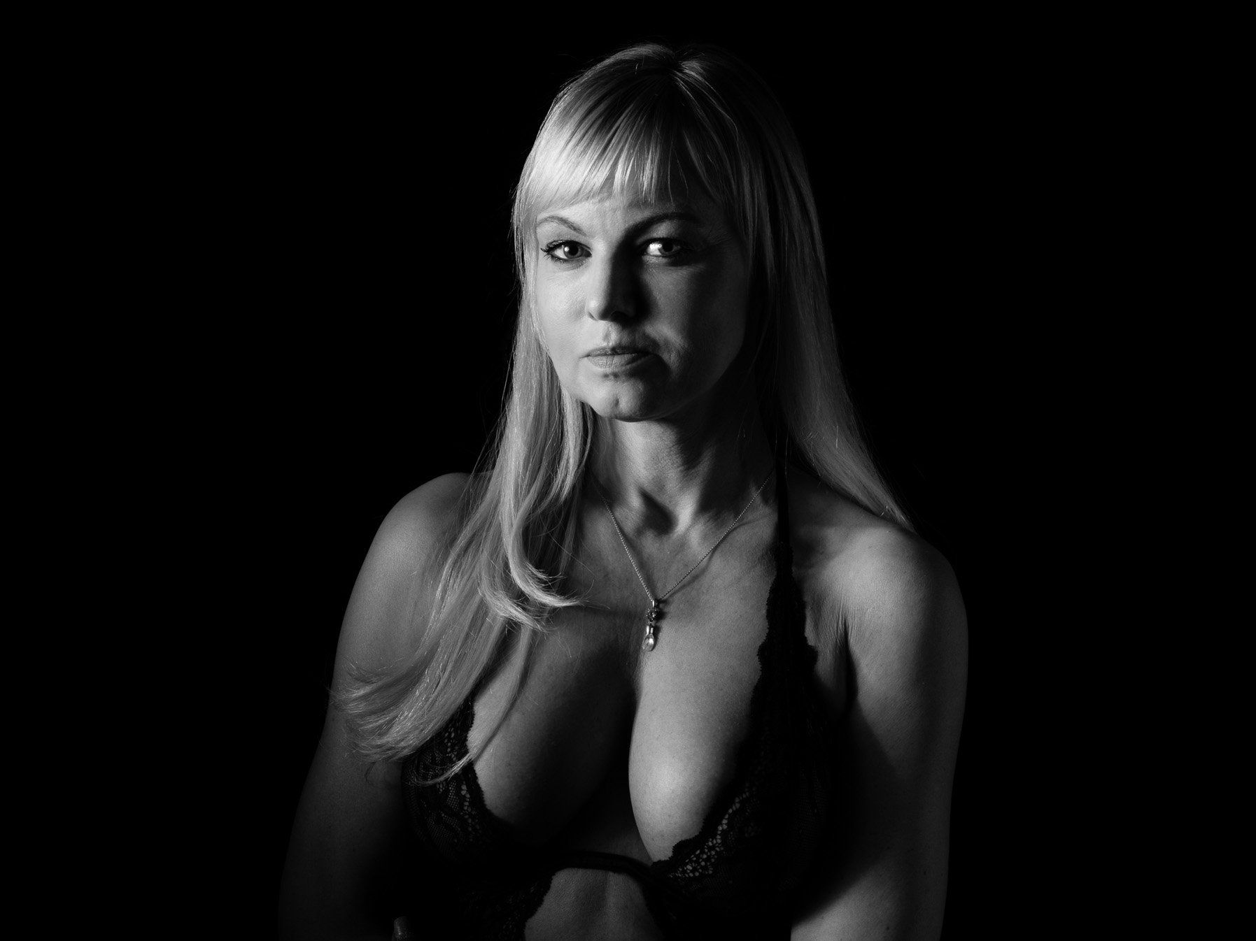 Striperin Chantal aus Berlin, Girlstrip Berlin