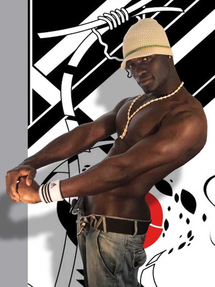 Stripper Steve, Stripper Bremen, schwarzer stripper, neger stripper, dunkelhäutiger stripper, www.strip-buchen.de, stripper günstig buchen, manstrip