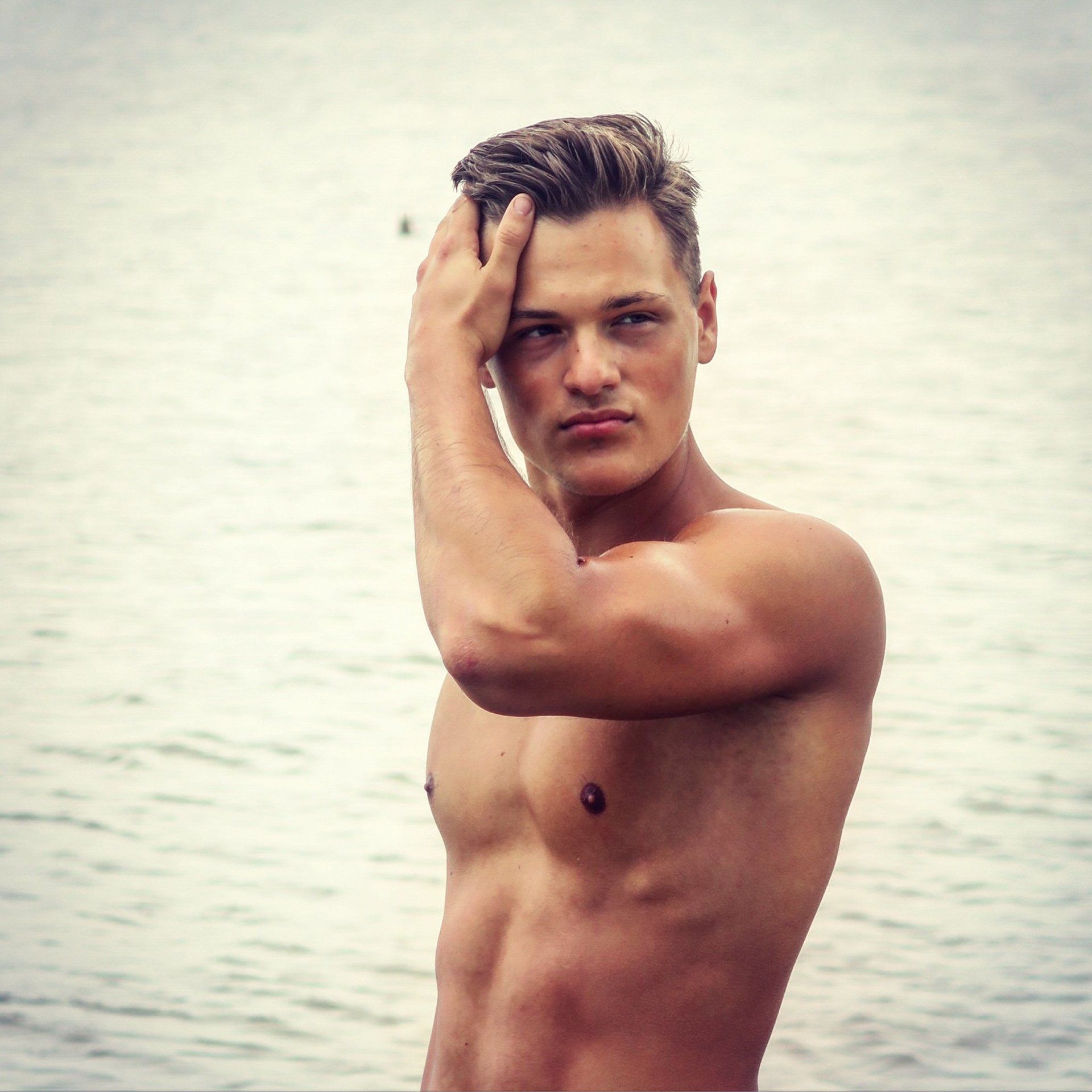 Stripper Taylor Berlin jung