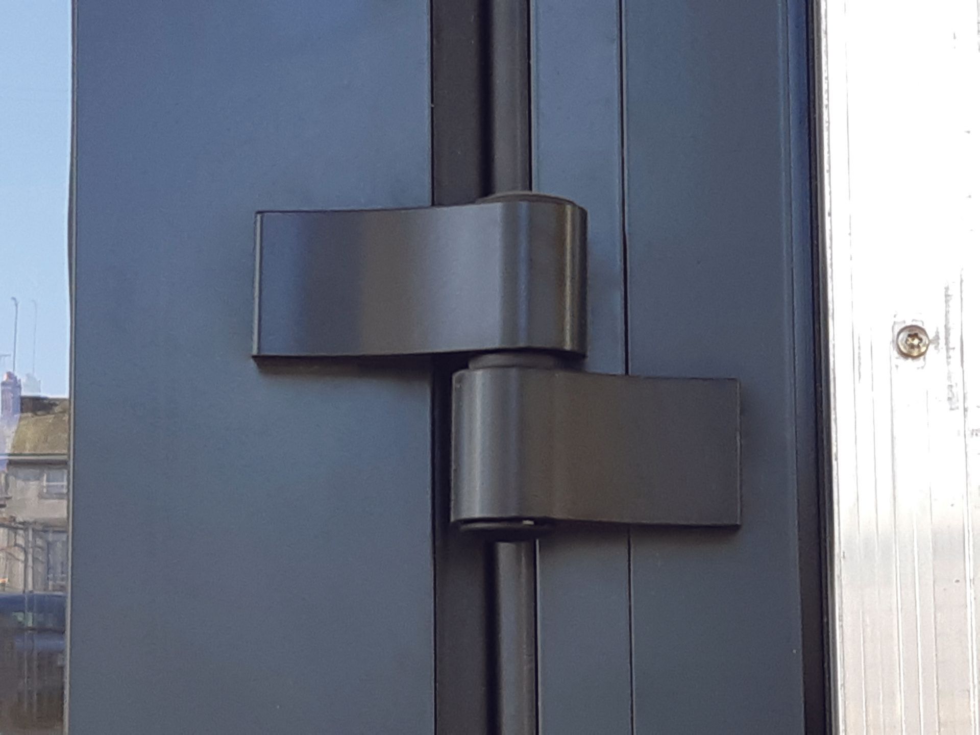 paumelle anti-pince-doigts