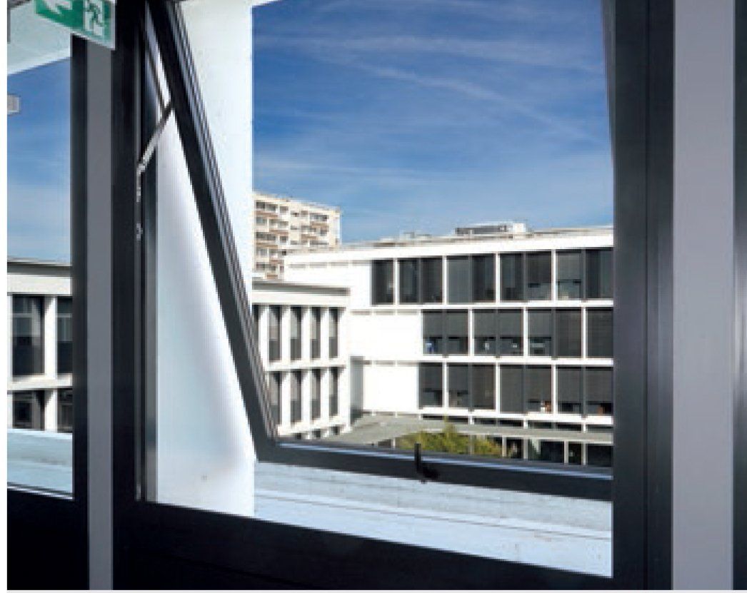 Fenêtre à l'Italienne en aluminium