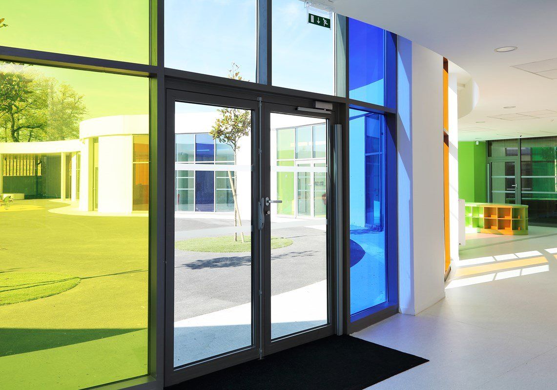 porte grand trafic aluminium