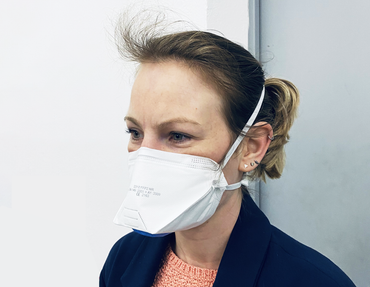 Ermöglicht die Feinjustierung der Zugverteilung am Kopf und bietet dichtern sitz Breath-Clear® hochwertige Textilband bebänderung