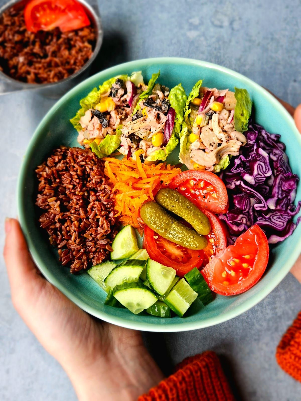 tuna mayo salad with red rice