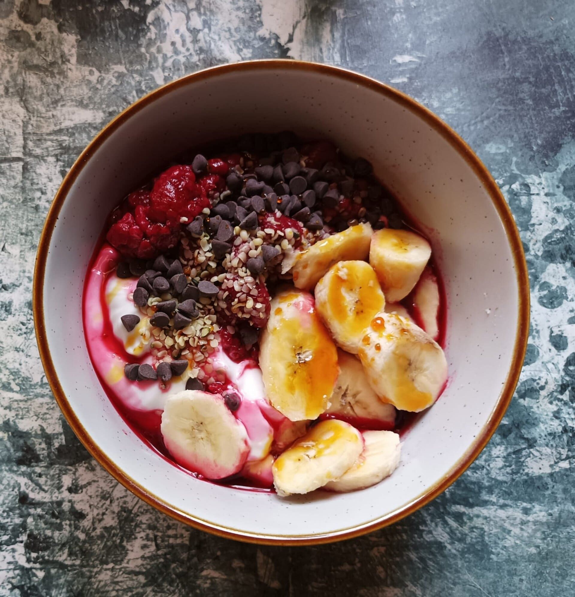Fruit and yogurt bowl with banana