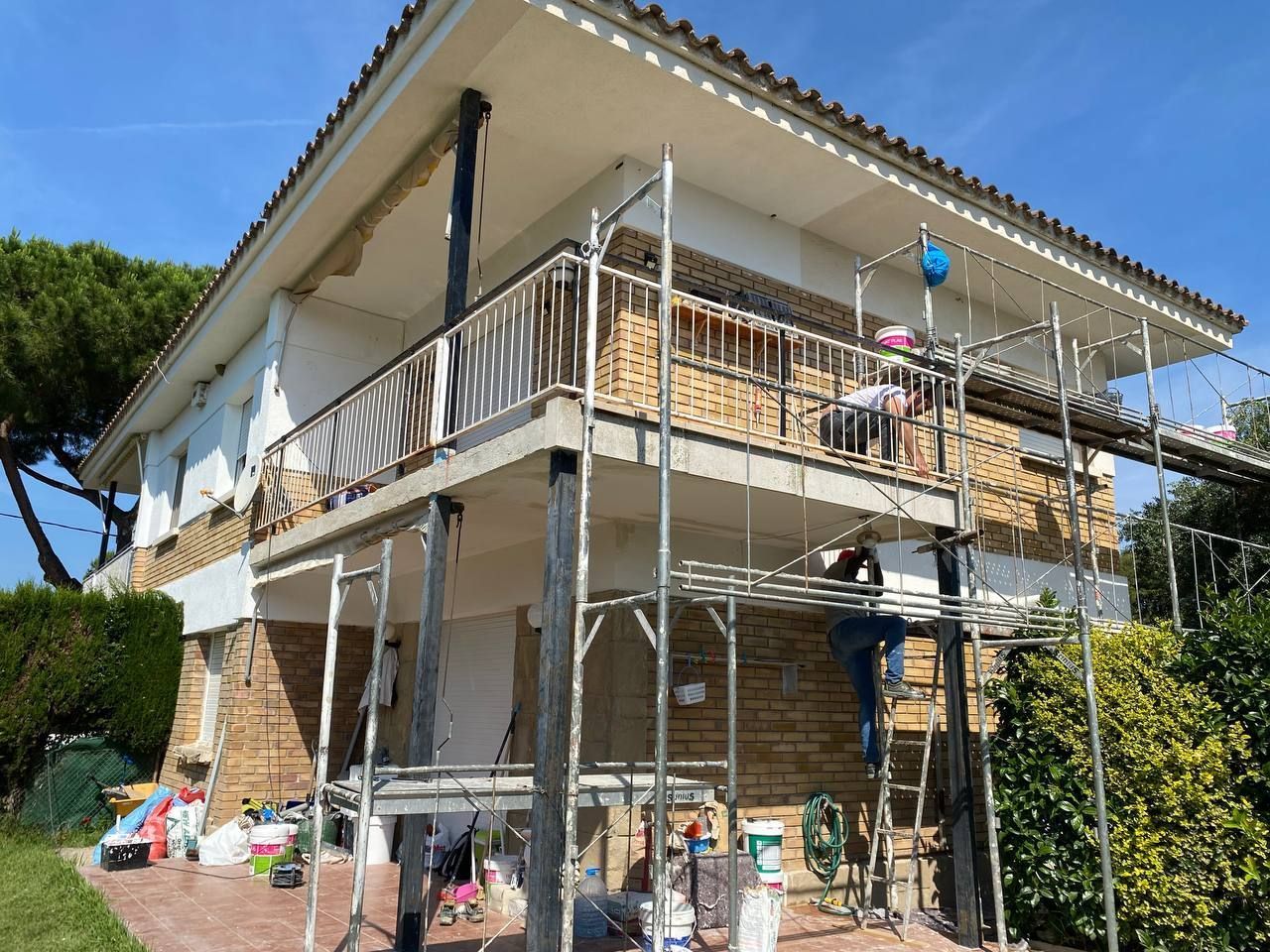 Arreglar fachada saneado y pintura Cambrils 3 Arreglar fachada saneado y pintura Cambrils 3