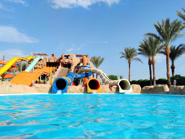 Piscinas con toboganes