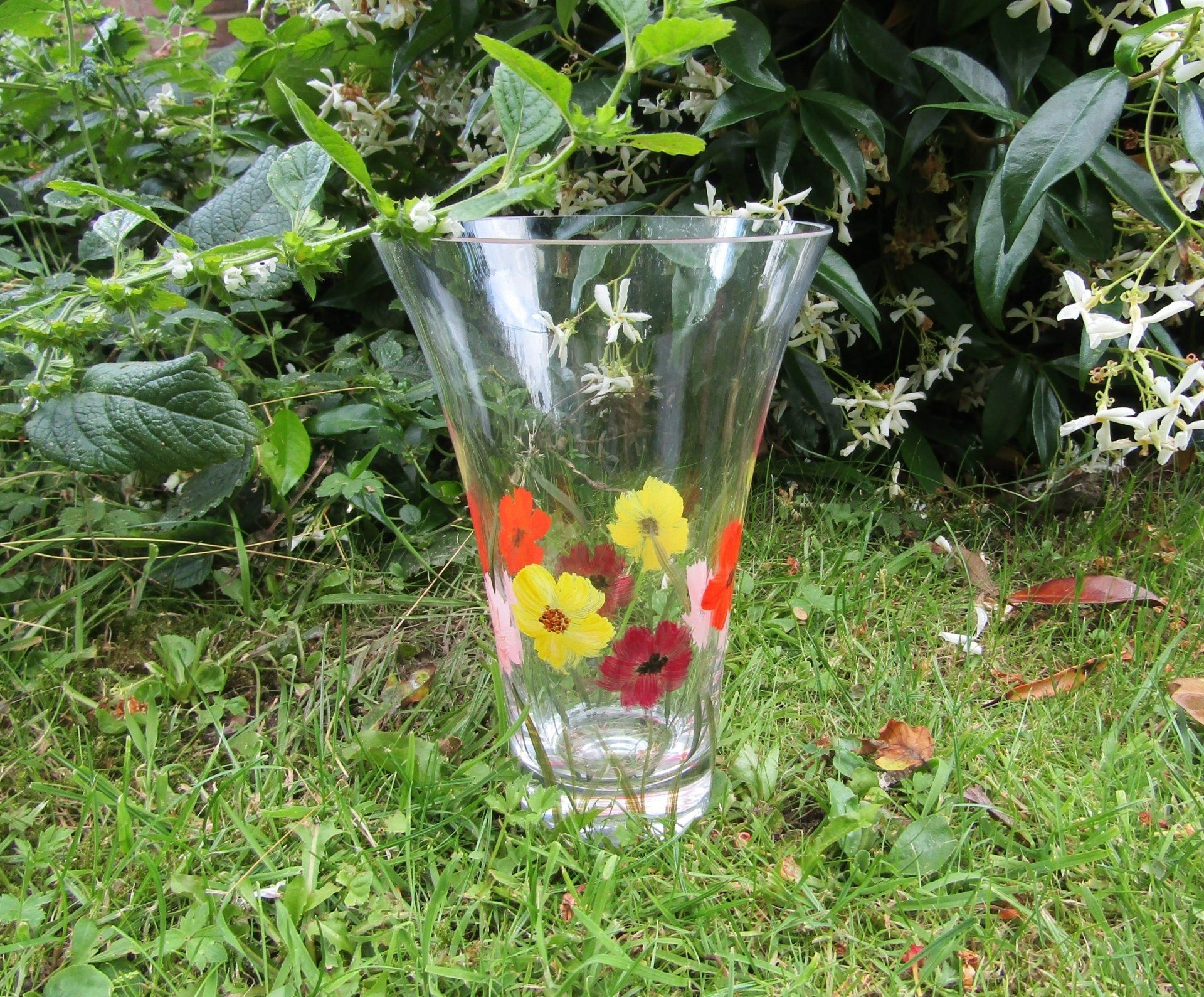 Floral Flare Vase Out