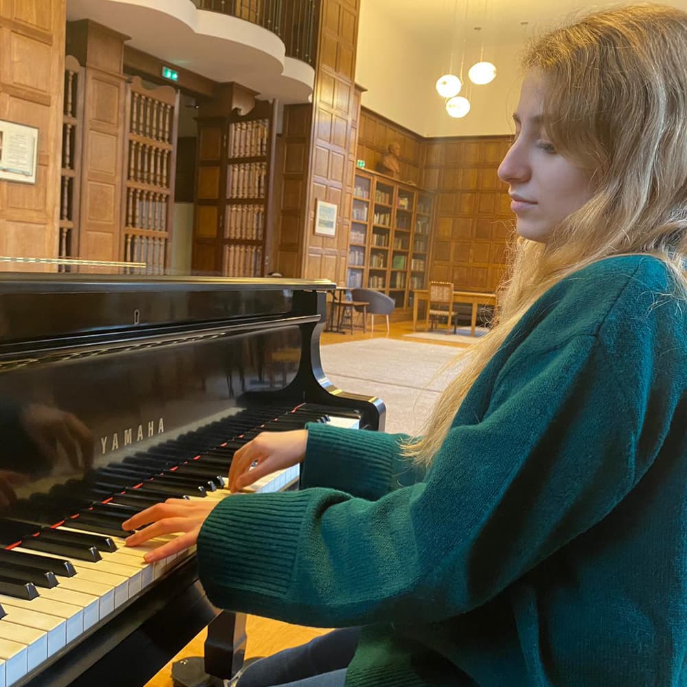 photo professeur piano photo professeur piano