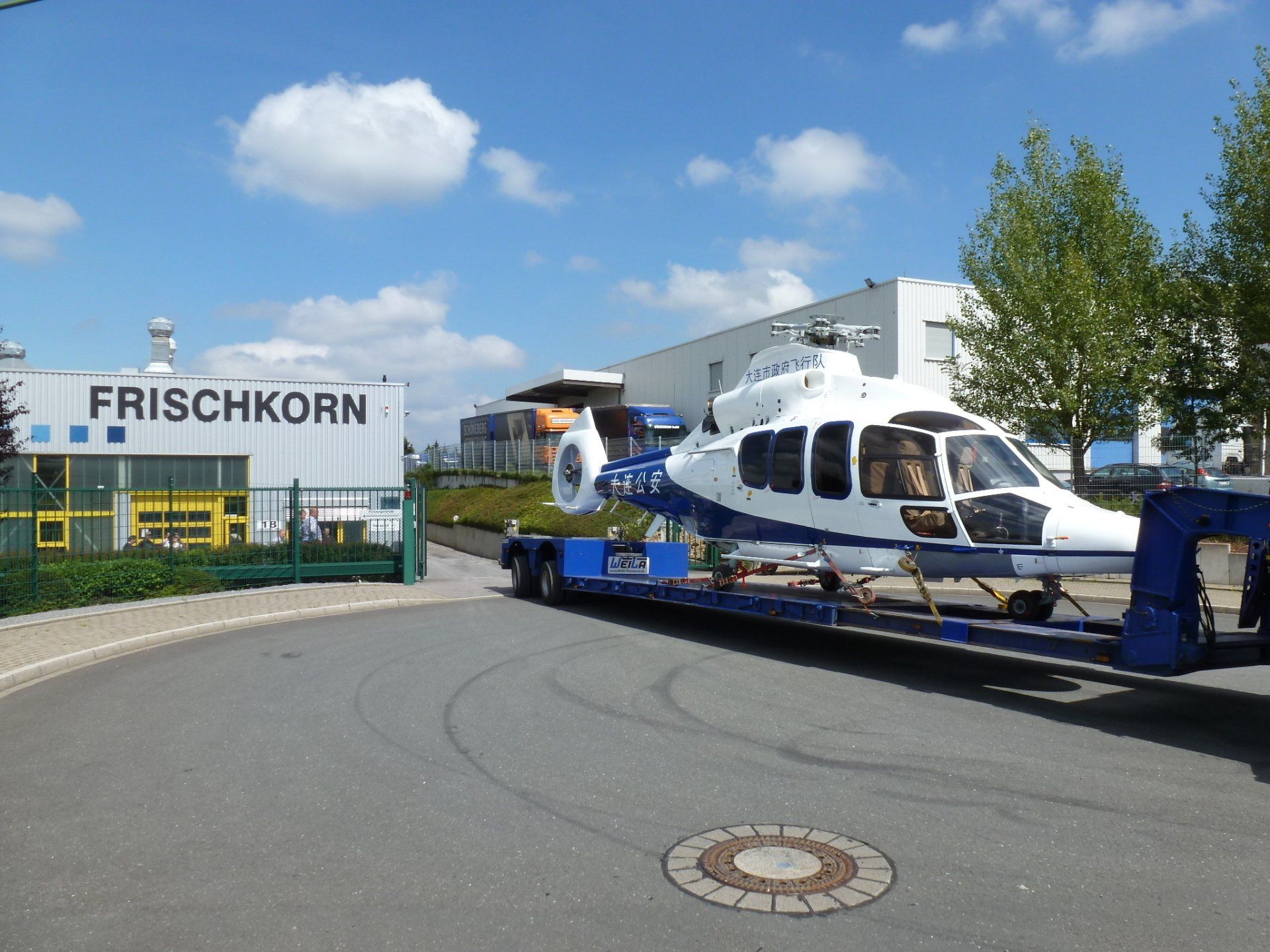 Oberflächen + Systeme GmbH, Historie