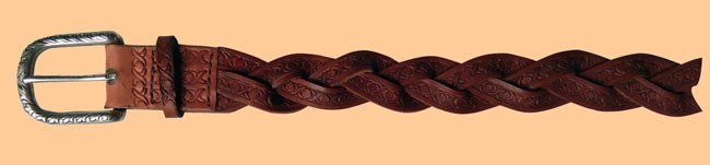 Gürtel traditionell punziert und geflochten