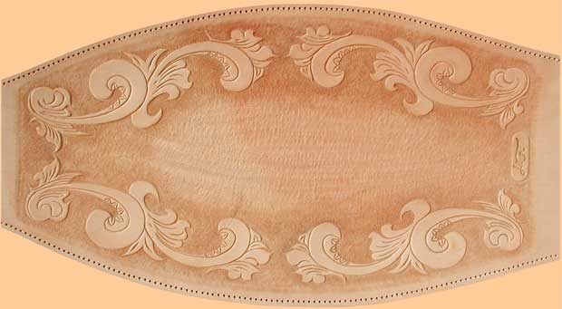 Motorrad-Sitzfläche fertig punziert natur