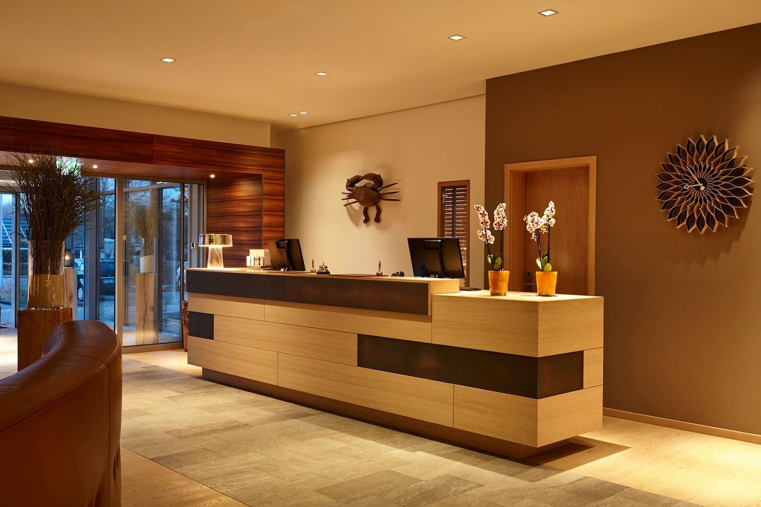 Welcome light am Empfang des Aalernhüs Hotel in St.Peter Ording / Foto www.studioarchitects.de