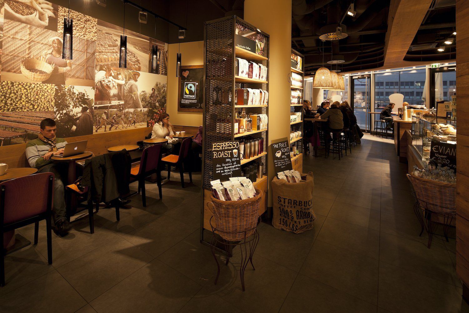 Lounge im Starbucks Store Forum Mittelrhein Koblenz / Foto www.alexandralechner.de