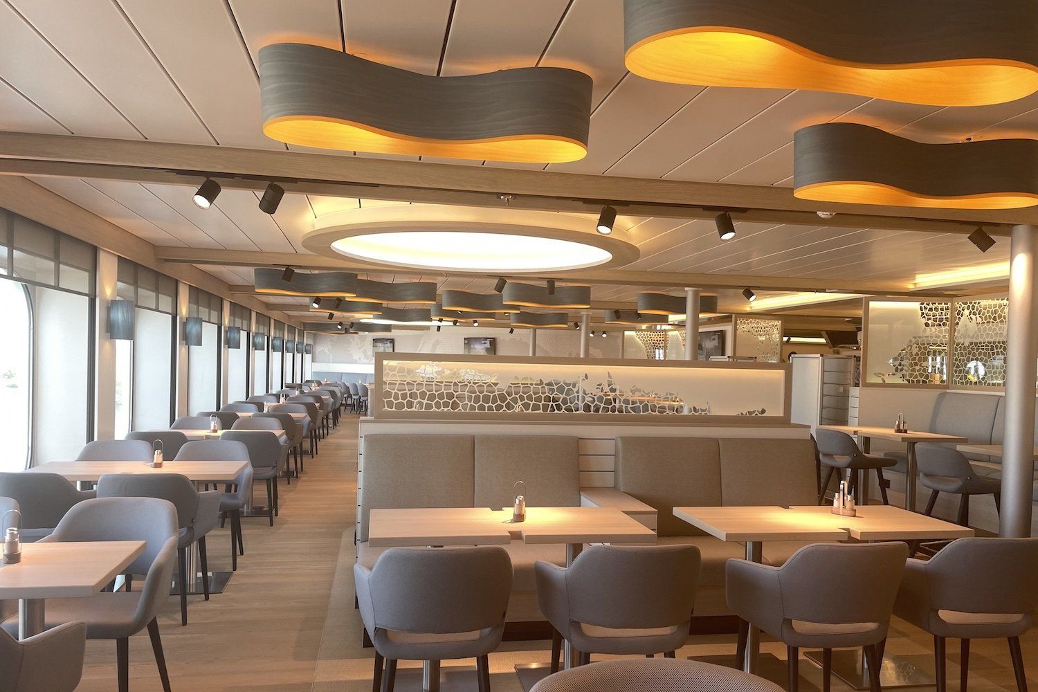 TT-Line Green Ship Nils Holgersson  / Foto weiser lighting