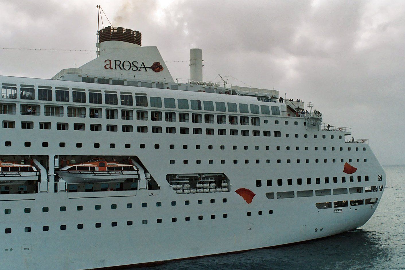 Die A´ROSA BLU im Hafen von La Palma am 23.03.2004