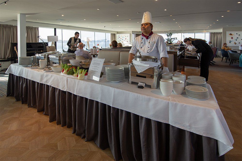 Light Lunch Buffet auf der ADORA am 27.10.2019