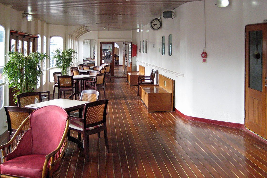 Die geschlossene Promenade auf der MONA LISA Die geschlossene Promenade auf der MONA LISA