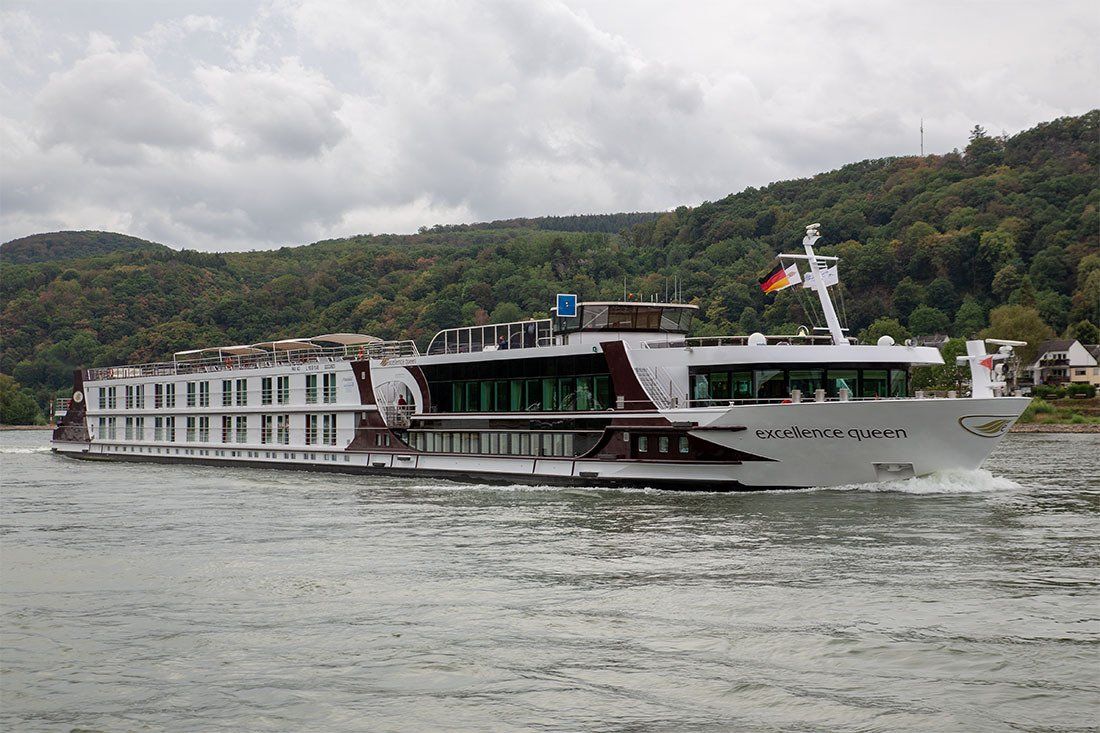 Excellene Queen / ENI 2333623 (rheinaufwärts zwischen Koblenz und Rüdesheim 22.08.2020) Excellene Queen / ENI 2333623 (rheinaufwärts zwischen Koblenz und Rüdesheim 22.08.2020)