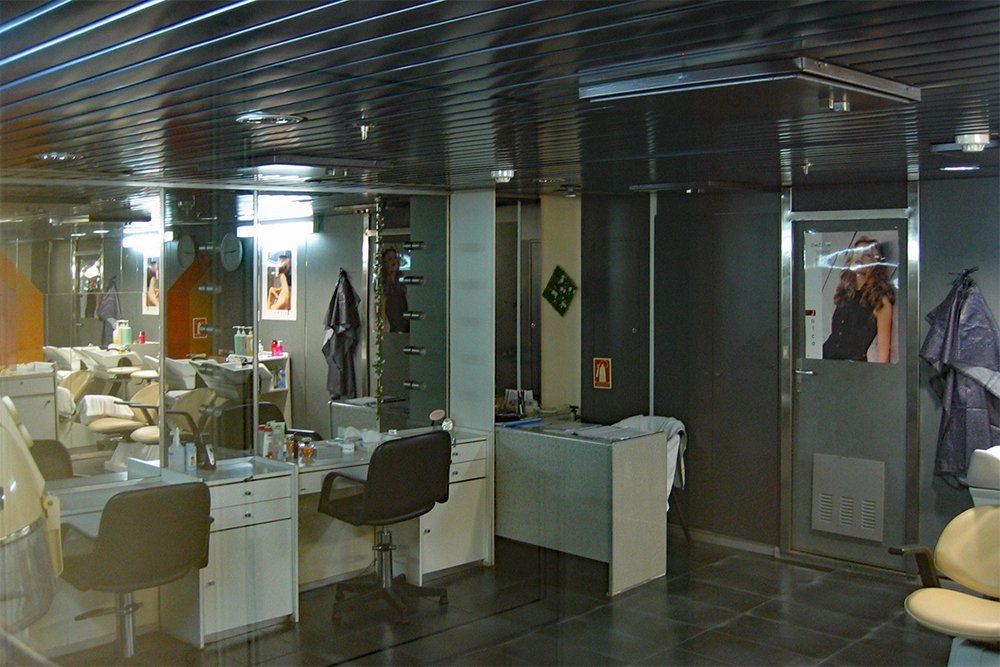 Der Beauty Salon der PRINCESS DANAE Der Beauty Salon der PRINCESS DANAE
