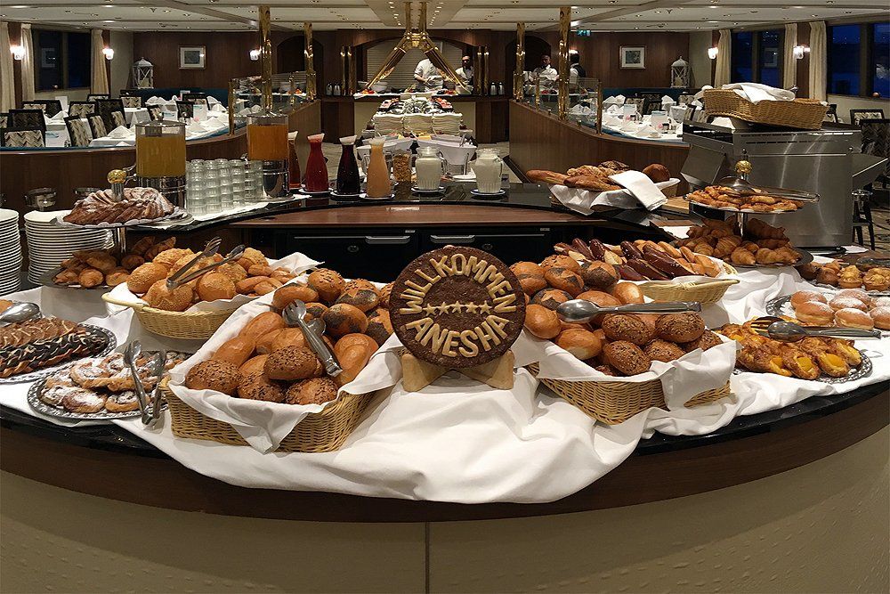 Das Frühstücksbuffet im Restaurant Vier Jahreszeiten der ANESHA