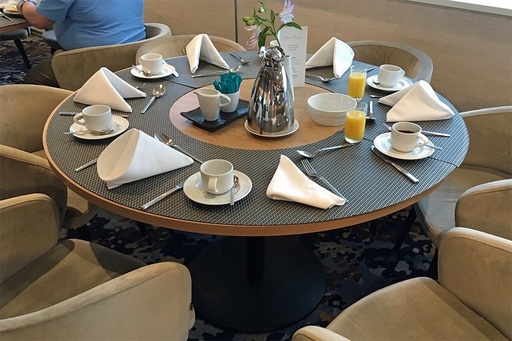 Frühstück im Restaurant Vier Jahreszeiten der ADORA von Phoenix Reisen Frühstück im Restaurant Vier Jahreszeiten der ADORA von Phoenix Reisen