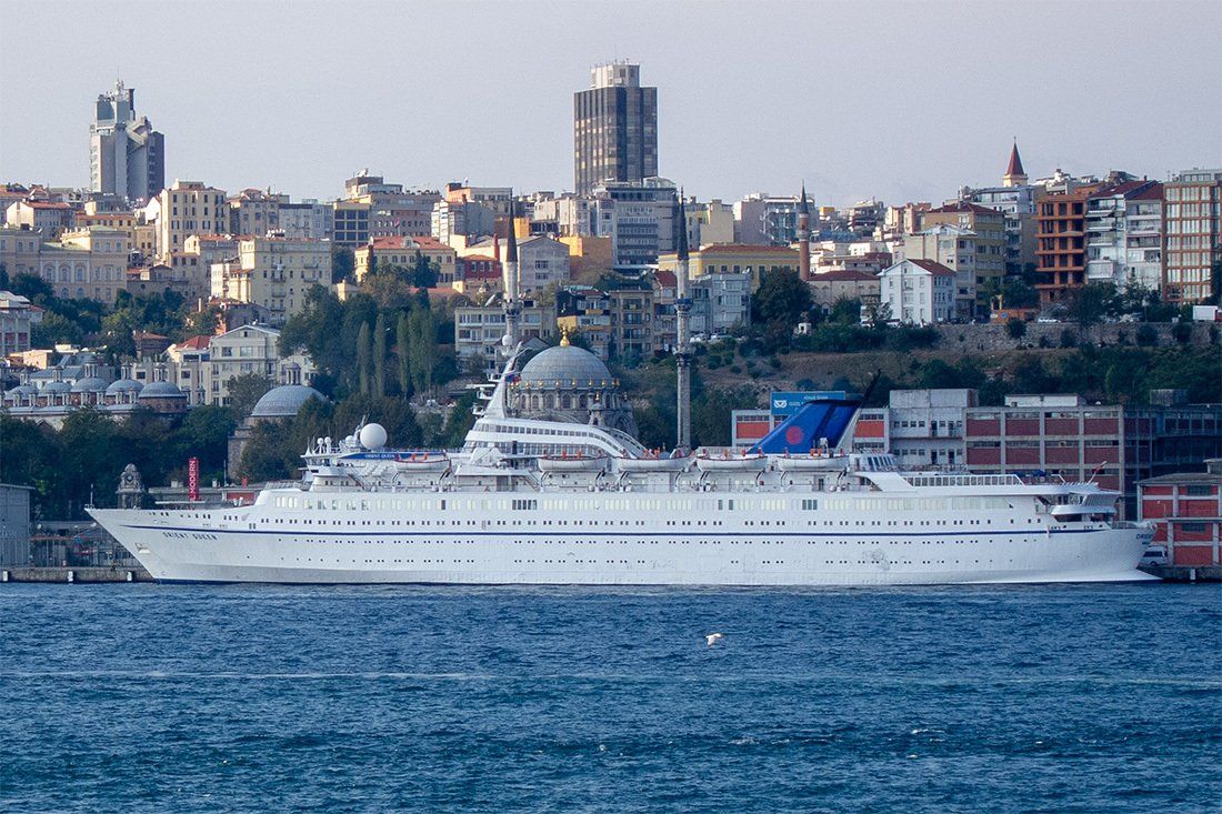 ORIENT QUEEN (Istanbul, 21.10.2012) ORIENT QUEEN (Istanbul, 21.10.2012)