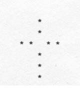 Das Kreuz, an dem Jesus nach den synoptischen Evangelien (Matthäus, Markus, Lukas) in der 9. Stunde gestorben ist, wird als Symbol aus 9 Sternen dargestellt. Sie bringen Gottes Heilswillen und die Bedeutung des Geschehens um Jesu Leben, Sterben und Auferstehen zum Ausdruck. Es betrifft den ganzen Kosmos. Es überdauert die Zeiten. Symbol: Neunsternekreuz Missal