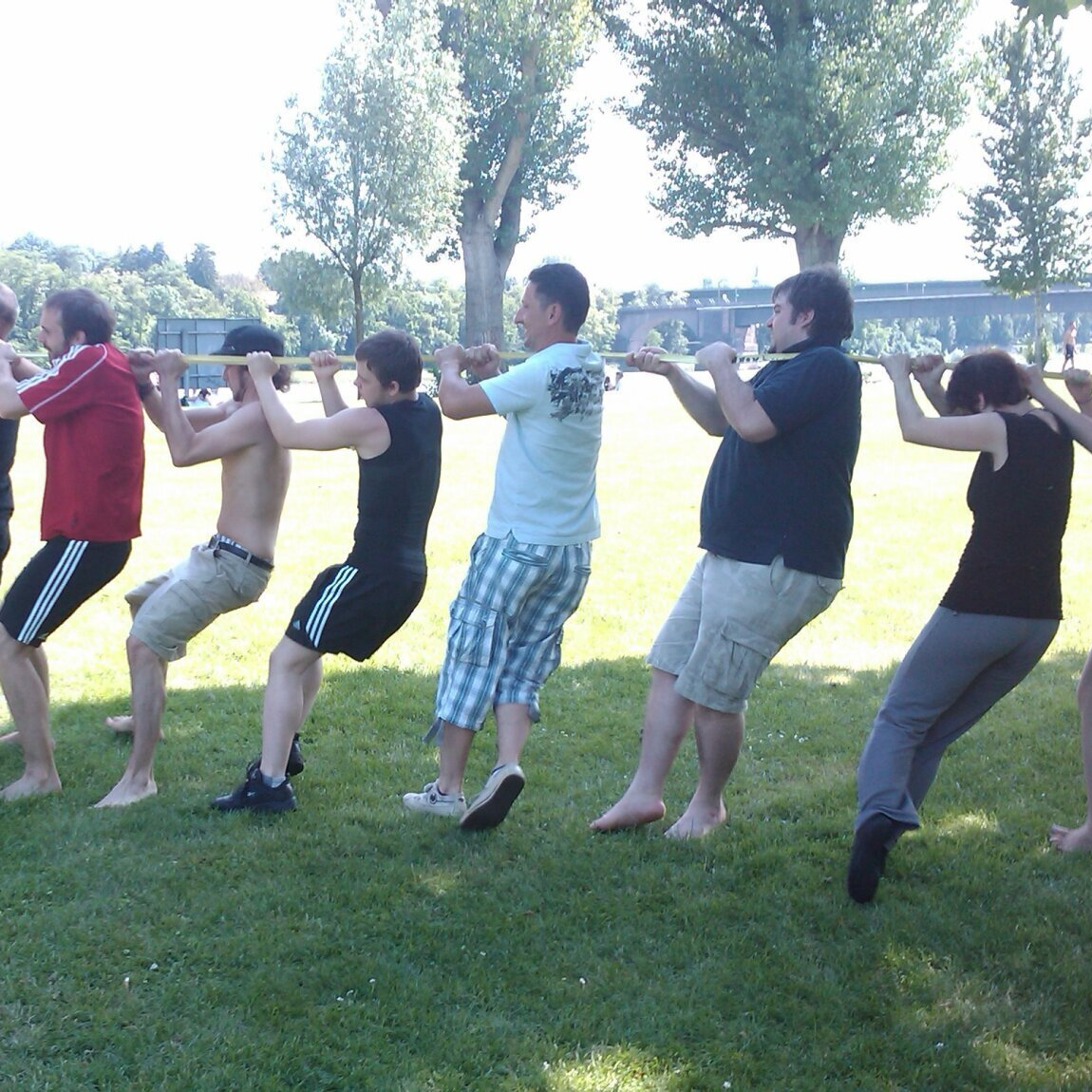 Erlebnispädagogik Outdoor: Teambuilding, Kommunikationstraining - Gemeinsam an einem Strang