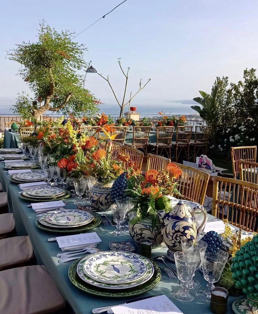 Verres pour une réception de la Maison Dior en Italie