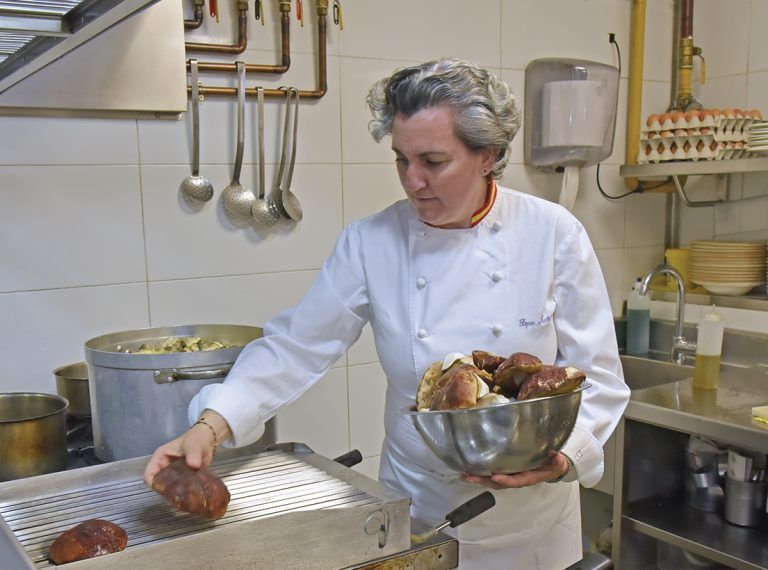 Fotografía de Pepa Muñoz en su cocina Pepa Muñoz en su cocina