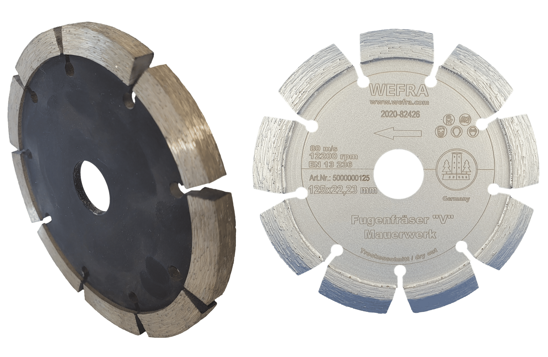 Fugenfräser für Winkelschleifer, mit Hinterschnitt-Schutzsegment, zum Ausfräsen von Mörtelfugen, Putz, Mauerwerk und abrasiven Baustoffen, aber auch zum Auffräsen von Fugen und Rissen in Beton und Mauerwerk, für das Ausräumen von Mörtelfugen und das Anfasen von Schnittkanten im Bodenbereich.
Einsatzgebiet
Ausfräsen von Mörtelfugen, Putz und Mauerwerk sowie Anfasen von Schnittkanten im Bodenbereich