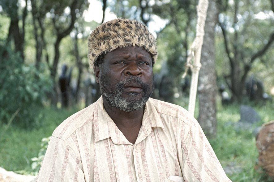 Bedrnard Matemera Bernard Matemera Link zu Künstler aus Zimbabwe