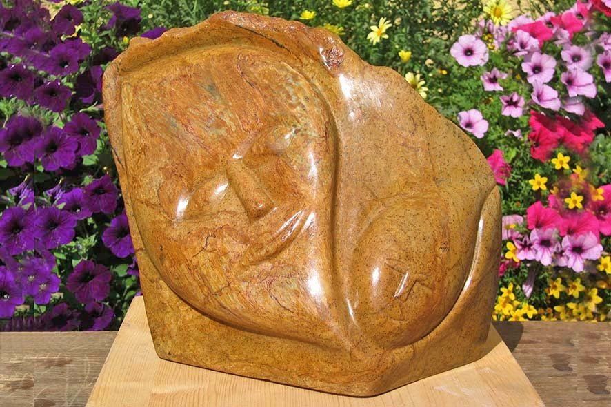 Teilnehmerskulptur Into Africa Bildhauer Workshop in Wernsbach