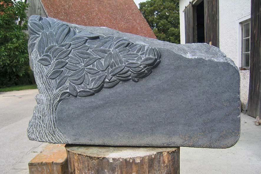 Teilnehmerskulptur Into Africa Bildhauer Workshop in Wernsbach