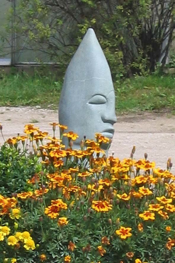 Teilnehmerskulptur Into Africa Bildhauer Workshop in Wernsbach