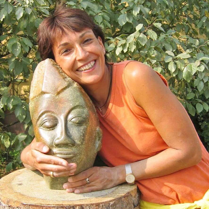 Teilnehmerskulptur Into Africa Bildhauer Workshop in Wernsbach