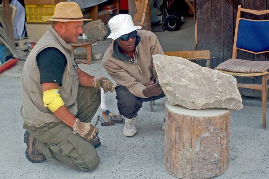 Into Africa Bildhauer Workshop in Wernsbach