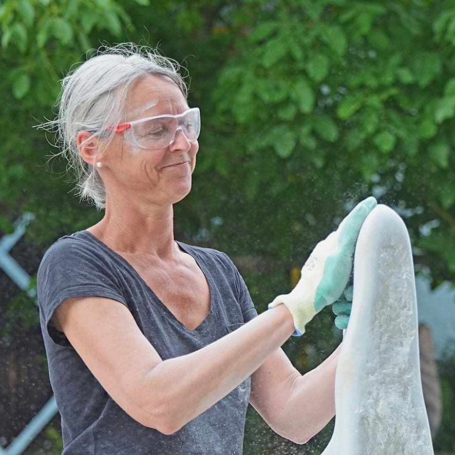 Link Arbeitsweise der Into Africa Bildhauer Workshops