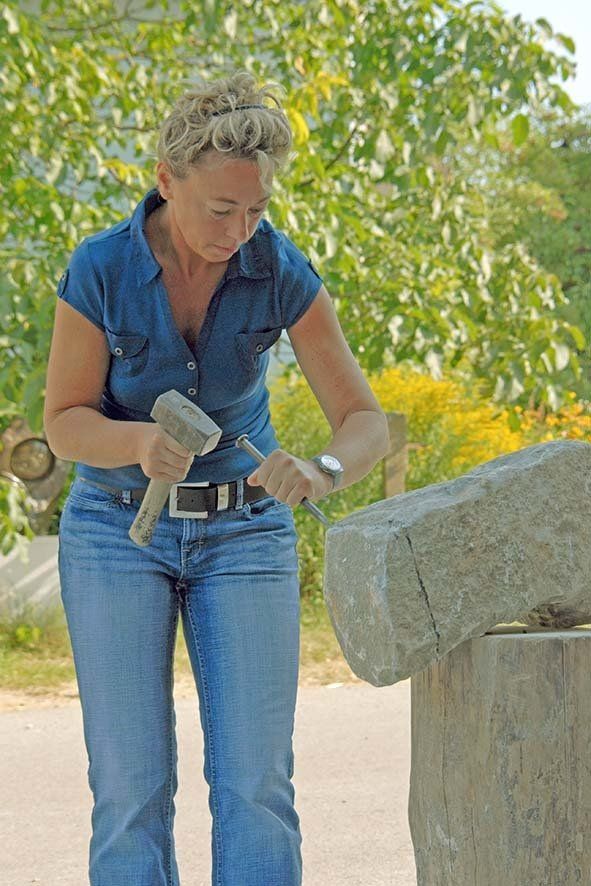 Basis schaffen Into Africa Bildhauerkurs und Bildhauer Workshop in Wernsbach