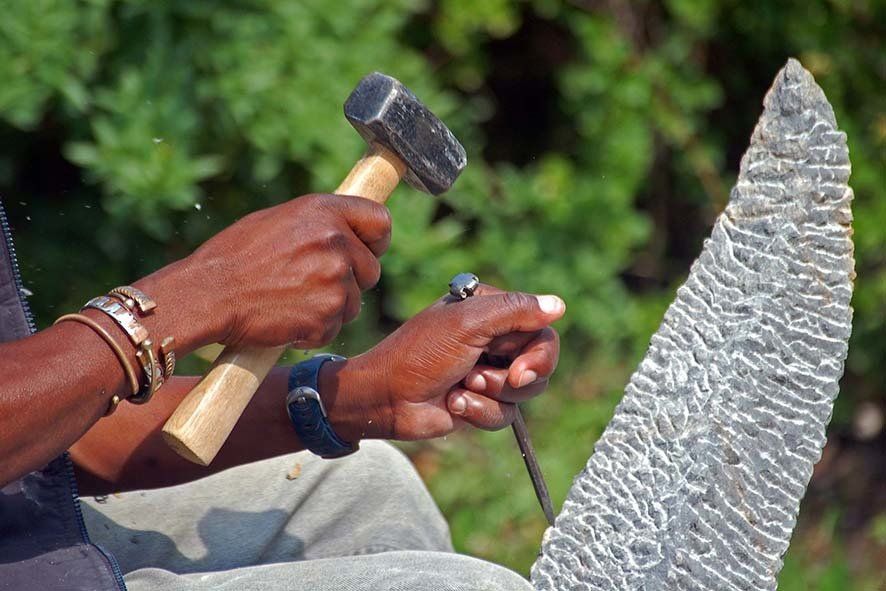 Tom Blomefield Link zu Zimbabwe Skulptur heute