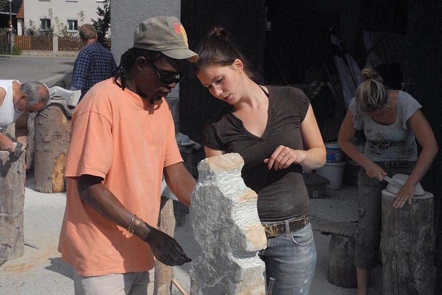 Workshop Anmeldung Link zu Into Africa Bildhauer Workshop Anmeldung