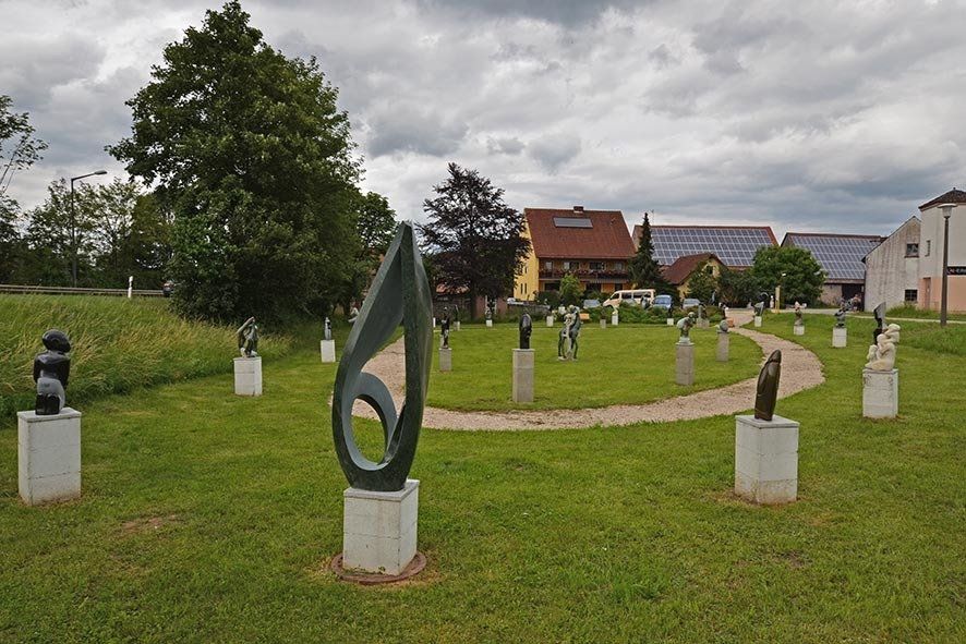 Open Air Galerie Into Africa Open Air Skulpturengalerie