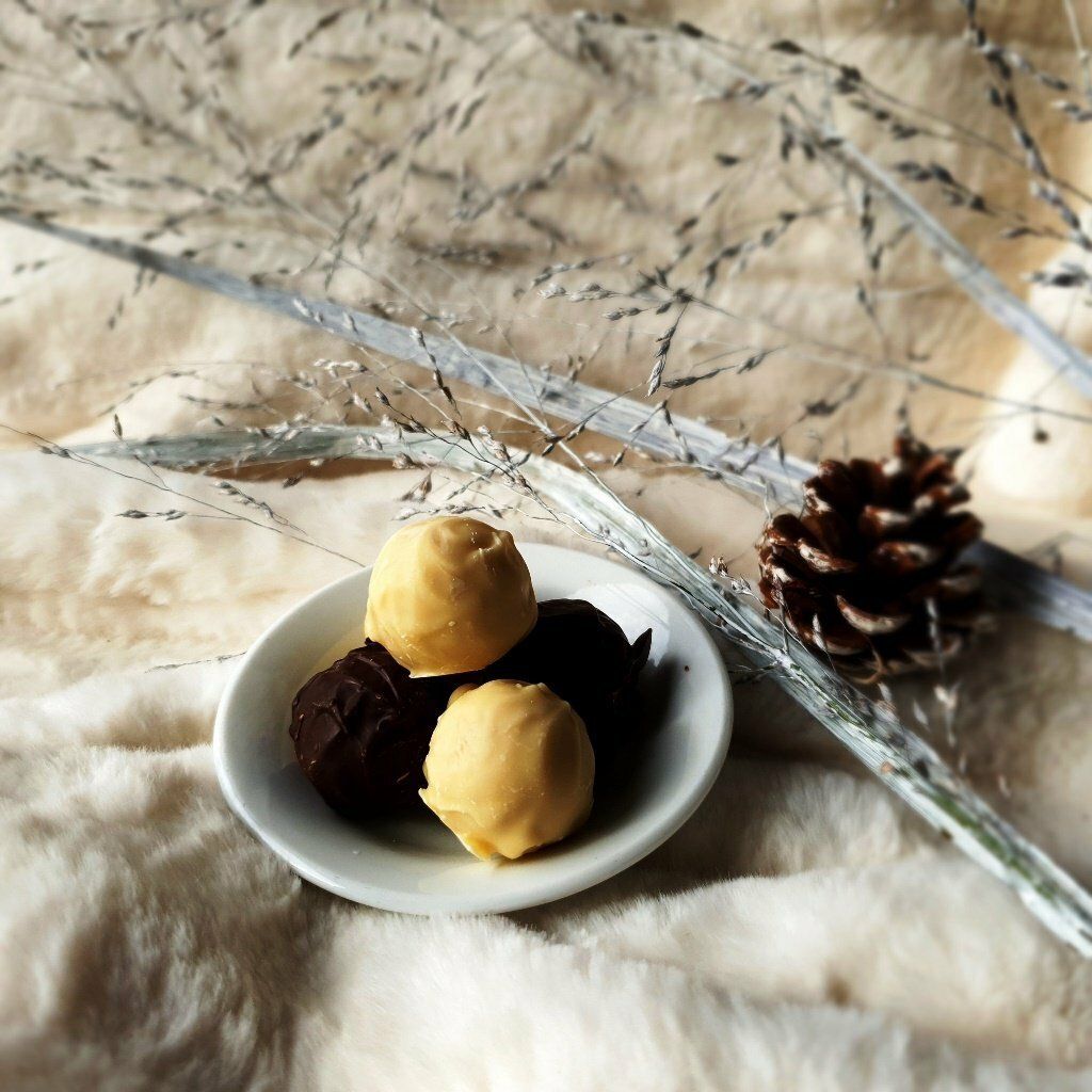 Fürstliches Winterleuchten Bad Waldsee, Wintermarkt, Weihnachtsmarkt, Glühwein, Bratwurst, Steak, Waffeln, Kinderpunsch, Kaffee, Kuchen, hausgemachte Produkte, Natur-Resort Bad Waldsee, Golfen, Golfhotel, Genuss, Romantisches Wochenende, Golfkurse, Oberschwaben, Allgäu, Café-Restaurant Ausblick T-19, Restaurant im Hofgut, Gourmet, Fürstlich, Spezialitäten Restaurant, Kurzurlaub, Sportpark, Natur-Resort, Bodensee, tolle Events, Illumination, Geschenke-Shop, Nikolaus, Weihnachten