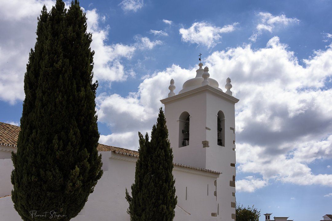 Le clocher de Querença en Algarve, Portugal