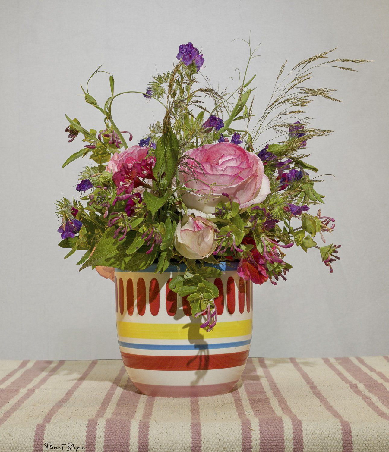 composition fleurs mixtes sauvages et  jardin, Florent Stepin, Algarve, Portugal.