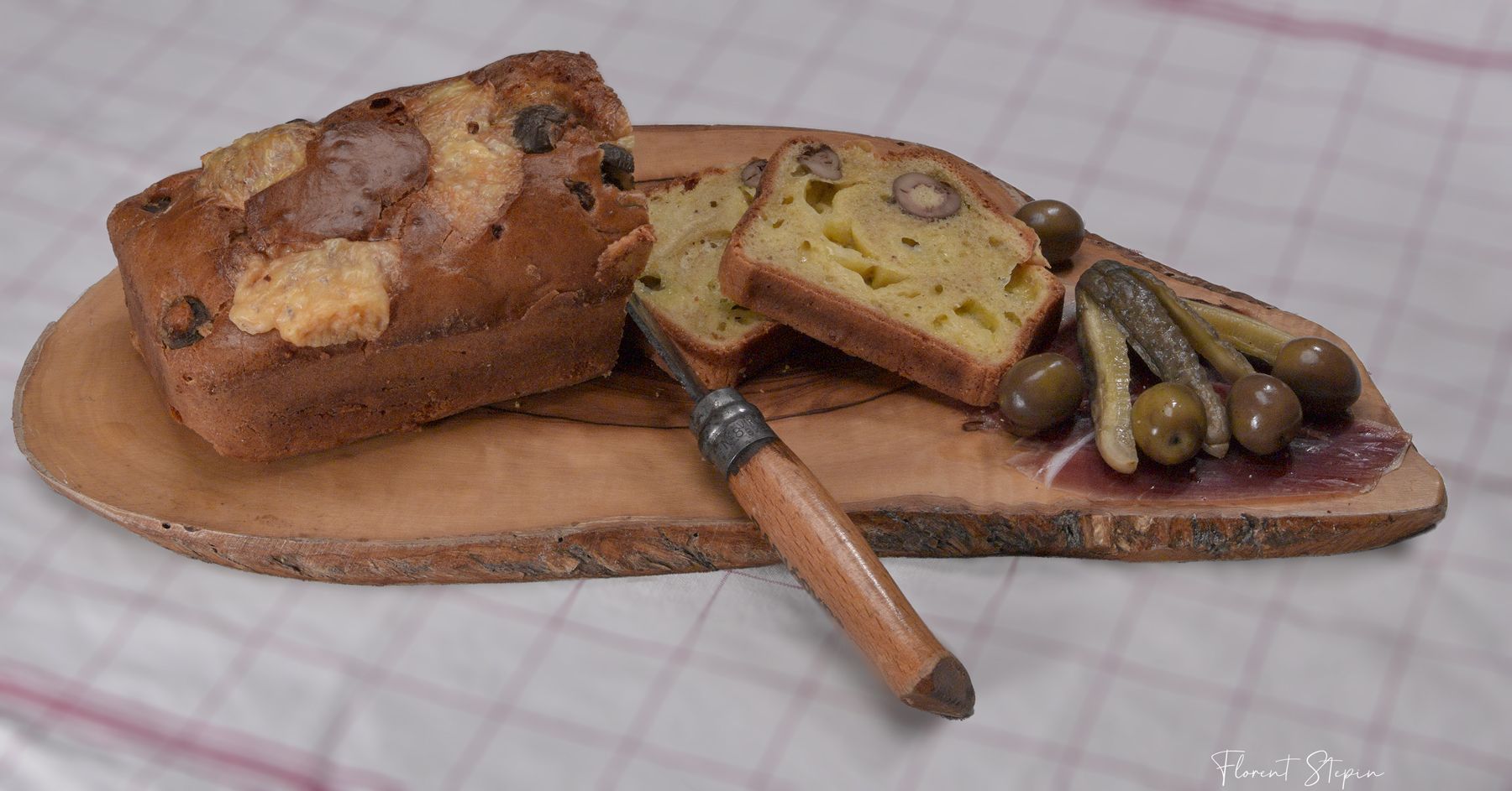 Cake aux olives et fromage des Açores, Florent Stepin, Algarve, Portugal.